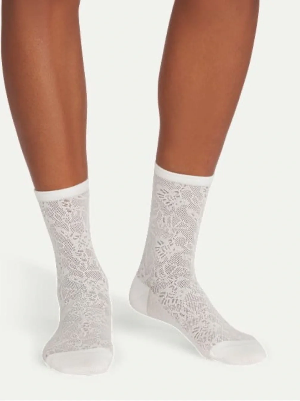 NWT Bombas Women’s Floral Lace Half Calf Socks in soft white size medium